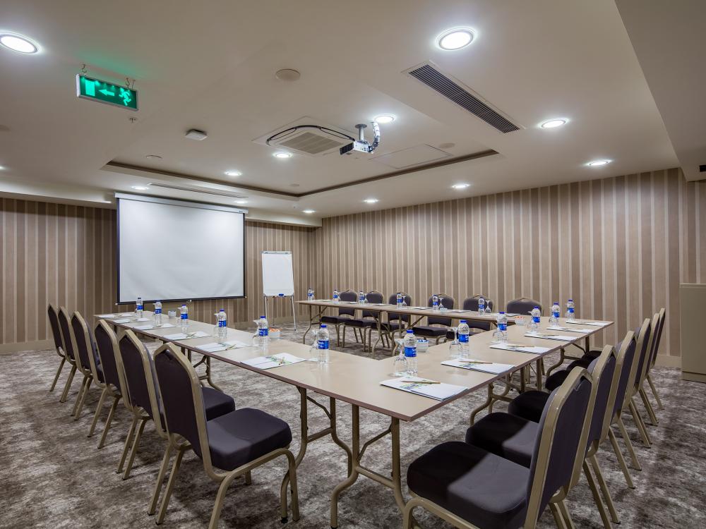 Отель Holiday Inn Antalya Lara 5*, Анталия (Лара-Кунду) / Antalya (Lara ...