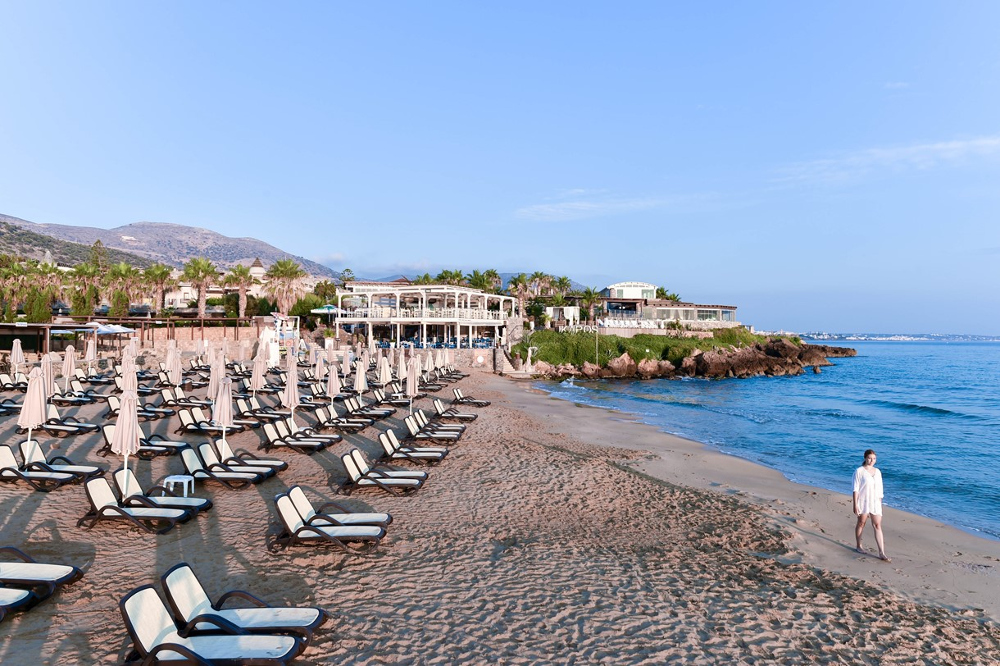 Отель IKAROS BEACH LUXURY RESORT u0026 SPA 5*, Остров Крит. Область  Херсониссос-Малия / Crete. region Hersonissos-Malia Греция: цены на отдых,  фото, отзывы, бронирование онлайн. Лучшие предложения от Библио-Глобус