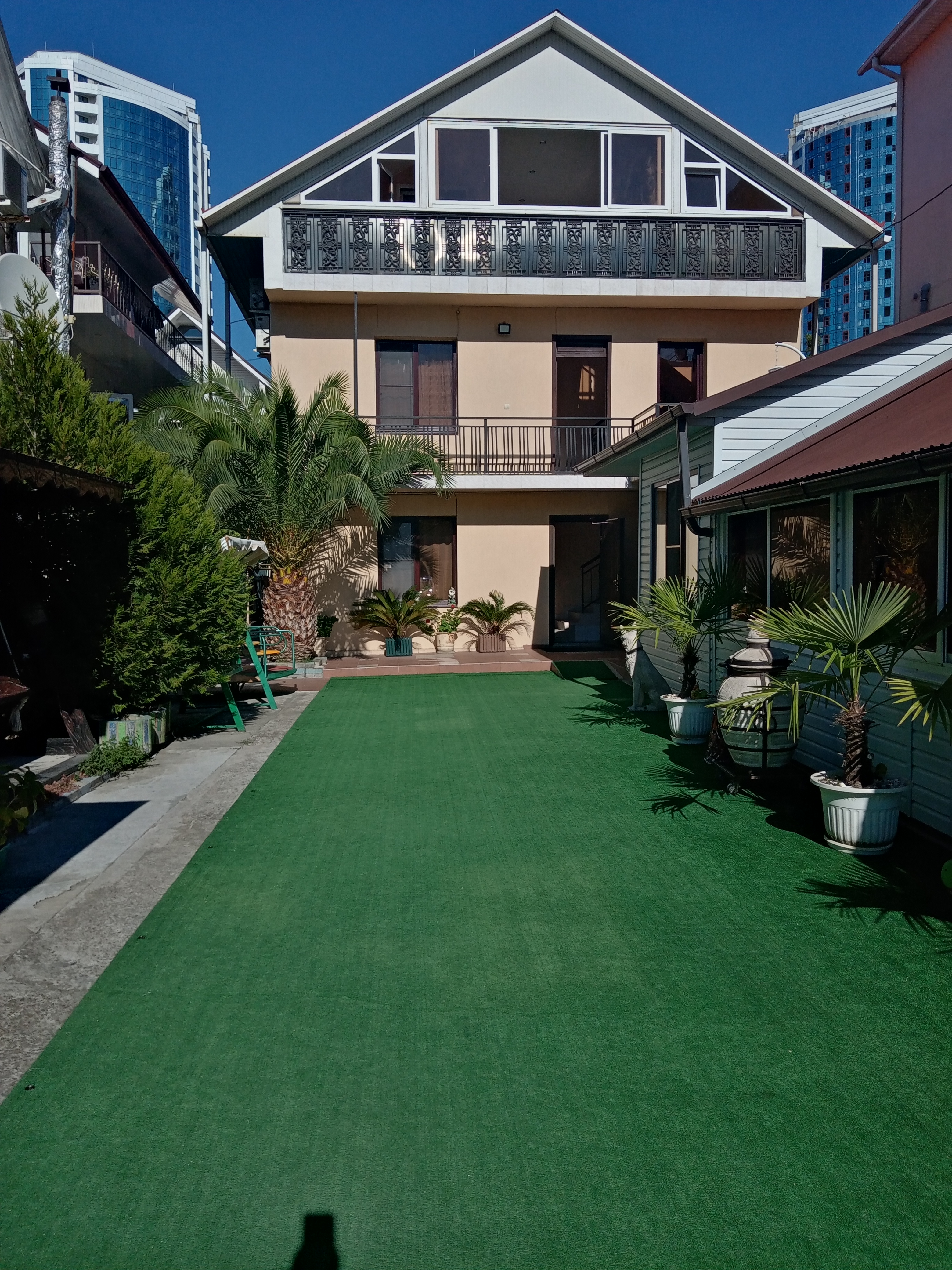 Сочи хоста гостиница хоста 1. Отель хоста платановая 43/5. Art hotel хоста. Отели в хосте 2024 год. Хоста гостиница хоста.