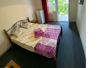 Эмилия, отель -*