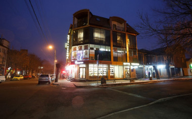 Верона, отель -*