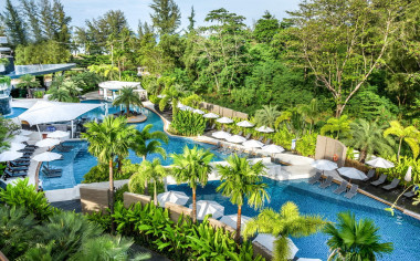 Отель HOLIDAY INN RESORT PHUKET KARON BEACH 4*, о.Пхукет. Пляж ...