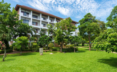 Pinnacle Grand Jomtien Resort & Beach Club 4*