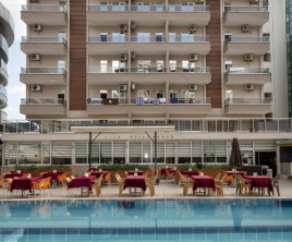 Club Bayar Beach Hotel