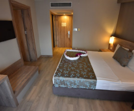 Lucida Beach Hotel