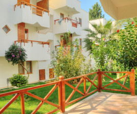 Antik Hotel & Garden