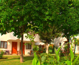 Antik Hotel & Garden