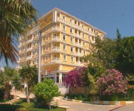 Antik Hotel & Garden