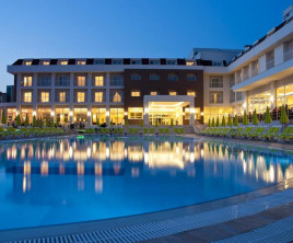 White Lilyum Hotel