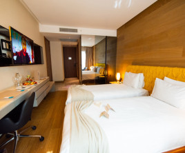 Dosso Dossi Hotels & Spa Downtown