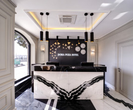 Dora Pera Hotel