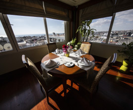 Oran Hotel