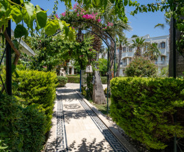 Golden Beach Resort & SPA