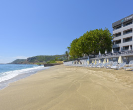 Floria Beach Hotel