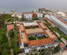Tiana Beach Resort
