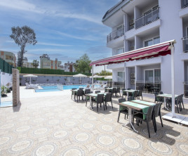 Side Hotel