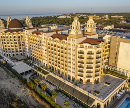 Jadore Deluxe Hotel & SPA