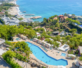 Senza Garden Holiday Club