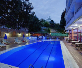 Diamore Hotel