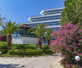 Sunrise Resort Hotel