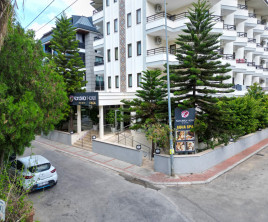 Kandelor Hotel