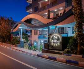Club Big Blue Suite Hotel