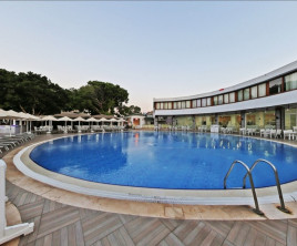 Bendis Beach Hotel