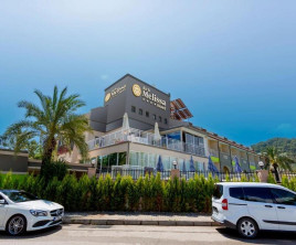 Rich Melissa Hotel