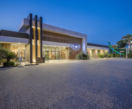 Sailors Beach Club
