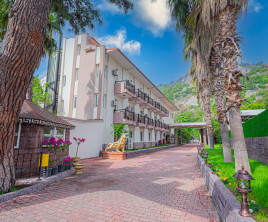 Rios Beach Hotel