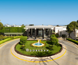 Dobedan World Palace