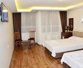 Grand Mark Hotel