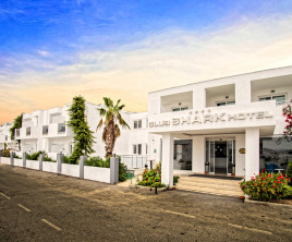 Club Shark Hotel