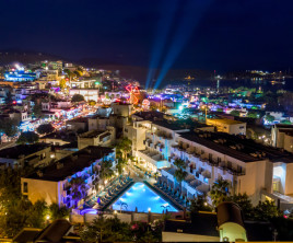 Club Shark Hotel