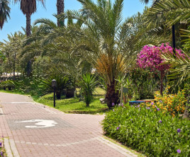 Seaden Sea World Resort & Spa