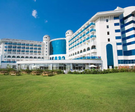 Water Side Resort & Spa