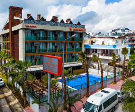 Laren Family Hotel & Spa