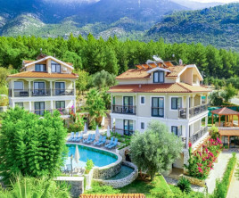 Perdikia Hill Family Resort