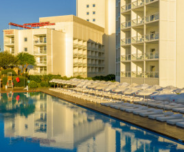 Sunis Hotel Su